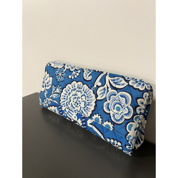 Bradley Handbags - Vera Bradley Blue‎ Paisley Bifold Wallet #89-B